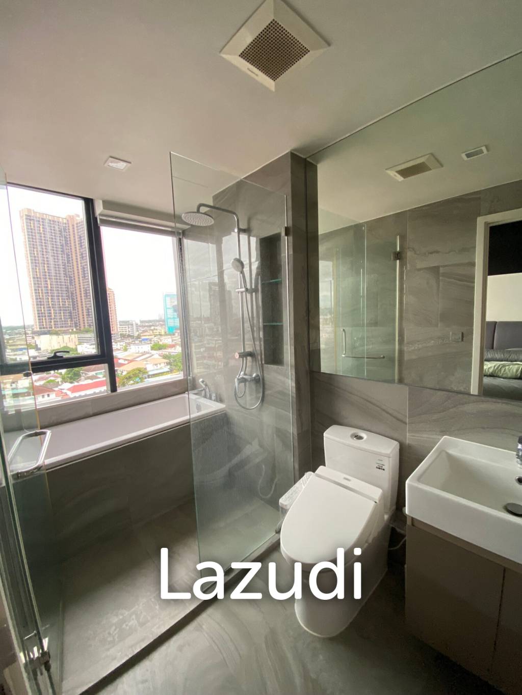 62.5 sqm 2 Bed Condo Ideo Q Sukhumvit 36 Khlong Toei
