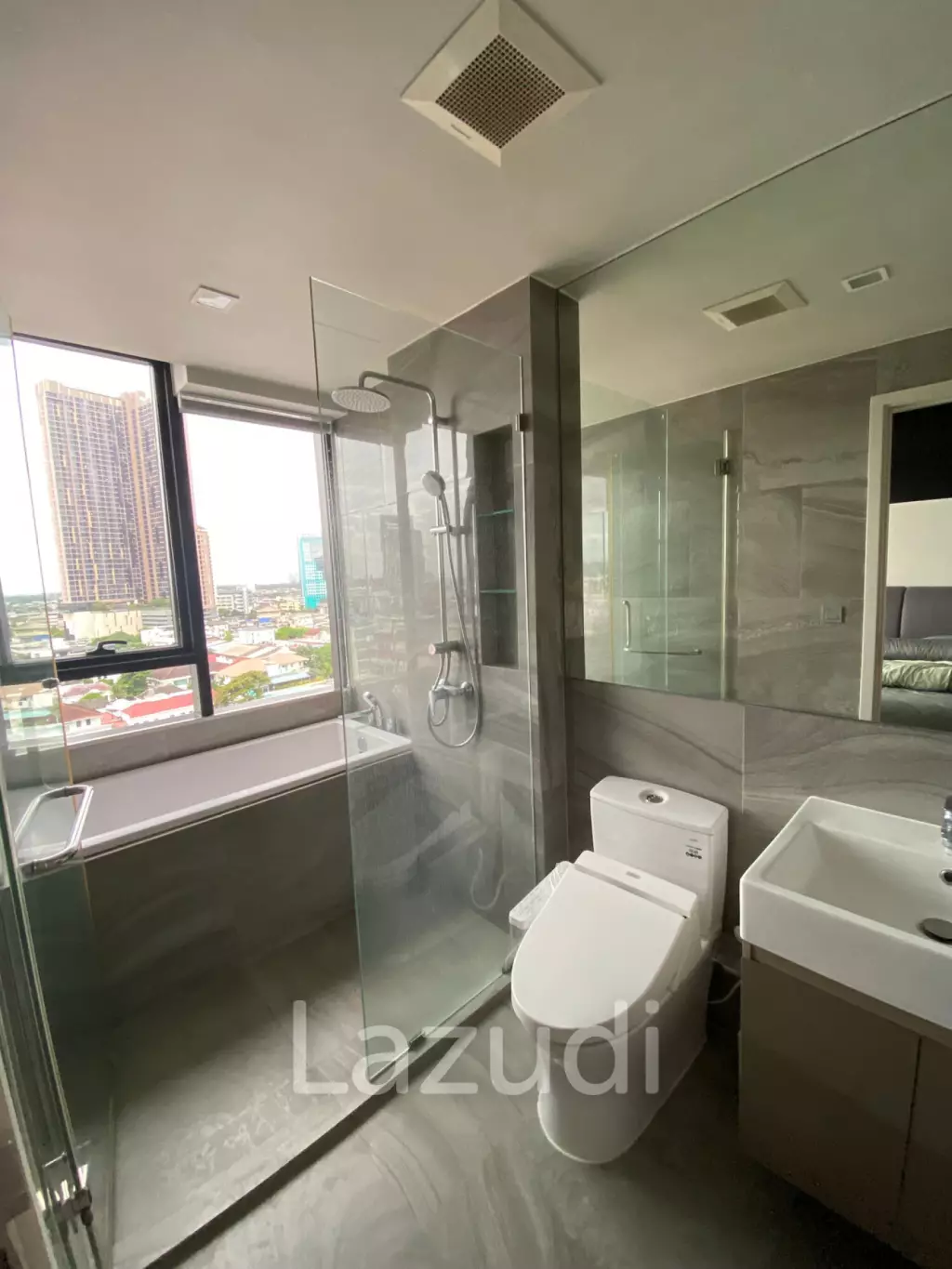 62.5 sqm 2 Bed Condo Ideo Q Sukhumvit 36 Khlong Toei