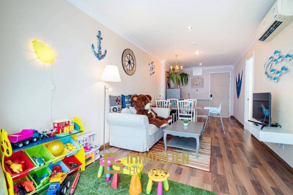 3 этаж / жилая площадь 65 кв.м / балкон