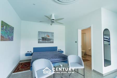 430 sqm modern pool villa with mountain views in Thap Tai Hua Hin