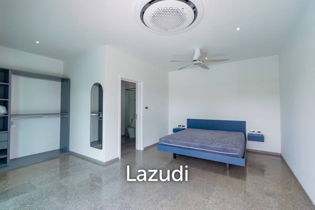 430 sqm modern pool villa with mountain views in Thap Tai Hua Hin