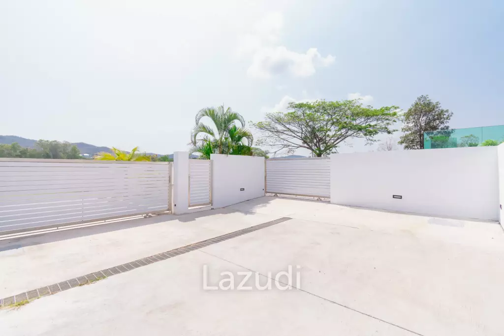 430 sqm modern pool villa with mountain views in Thap Tai Hua Hin