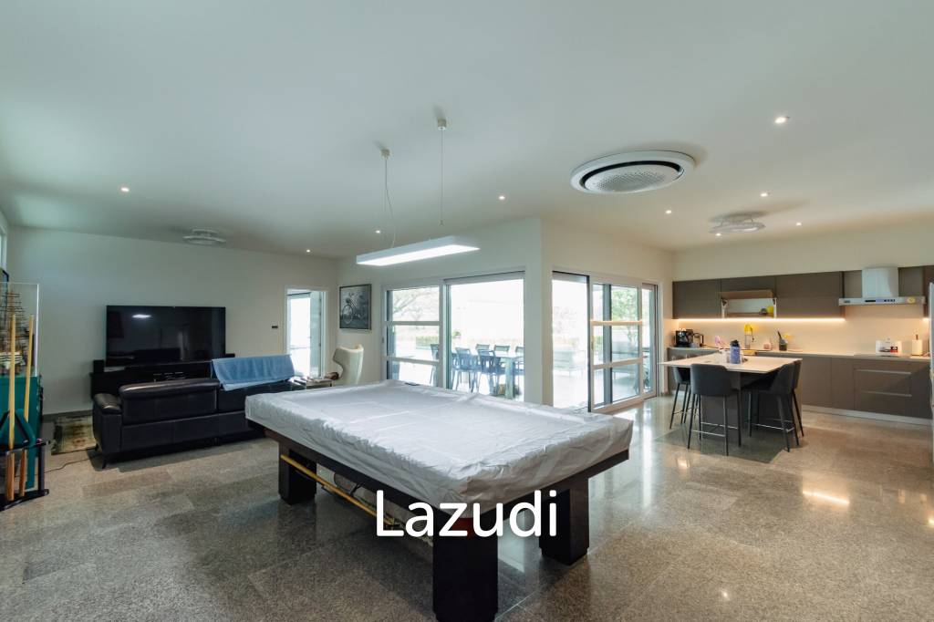 430 sqm modern pool villa with mountain views in Thap Tai Hua Hin