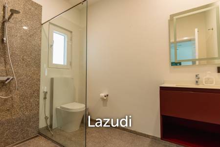 430 sqm modern pool villa with mountain views in Thap Tai Hua Hin