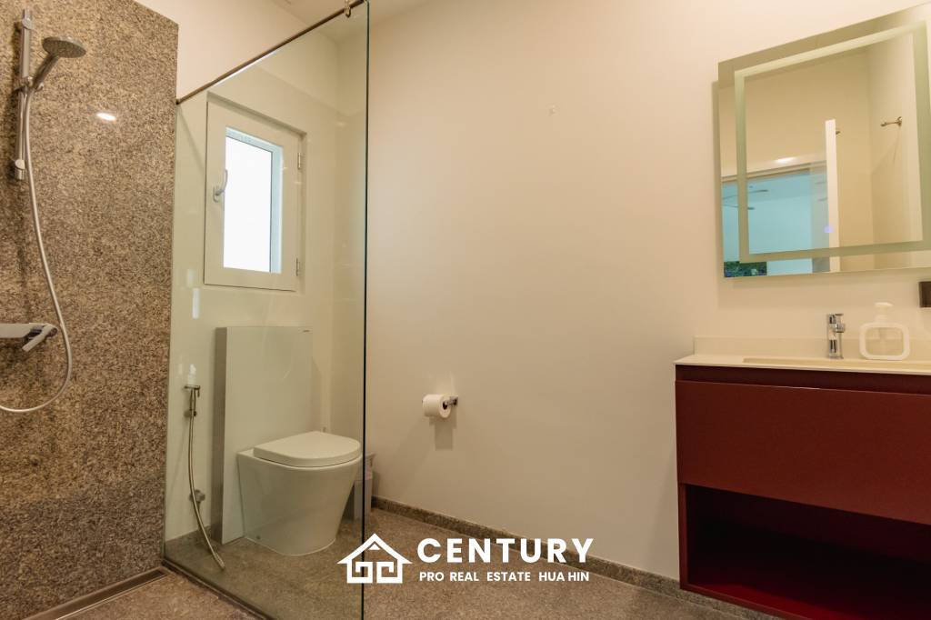 430 sqm modern pool villa with mountain views in Thap Tai Hua Hin