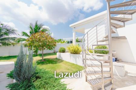 430 sqm modern pool villa with mountain views in Thap Tai Hua Hin