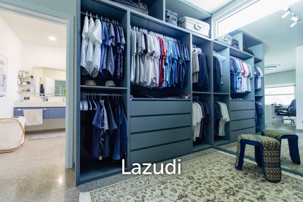 430 sqm modern pool villa with mountain views in Thap Tai Hua Hin