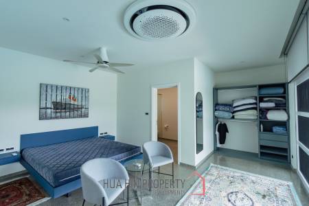 430 sqm modern pool villa with mountain views in Thap Tai Hua Hin