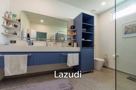 430 sqm modern pool villa with mountain views in Thap Tai Hua Hin