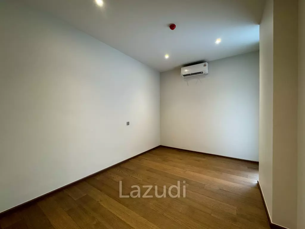 Low Rise Villa Garden View at Via 34 Khlong Toei Bangkok