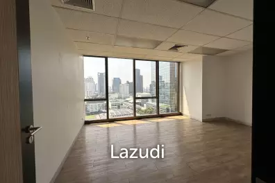 105 sqm High-Floor Office for Rent in 253 Asoke Building Bangkok