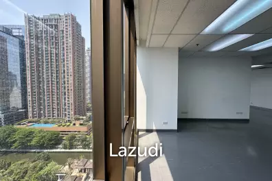 105 sqm High-Floor Office for Rent in 253 Asoke Building Bangkok