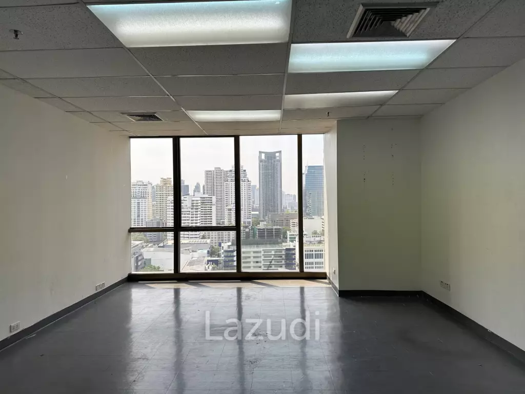 105 sqm High-Floor Office for Rent in 253 Asoke Building Bangkok