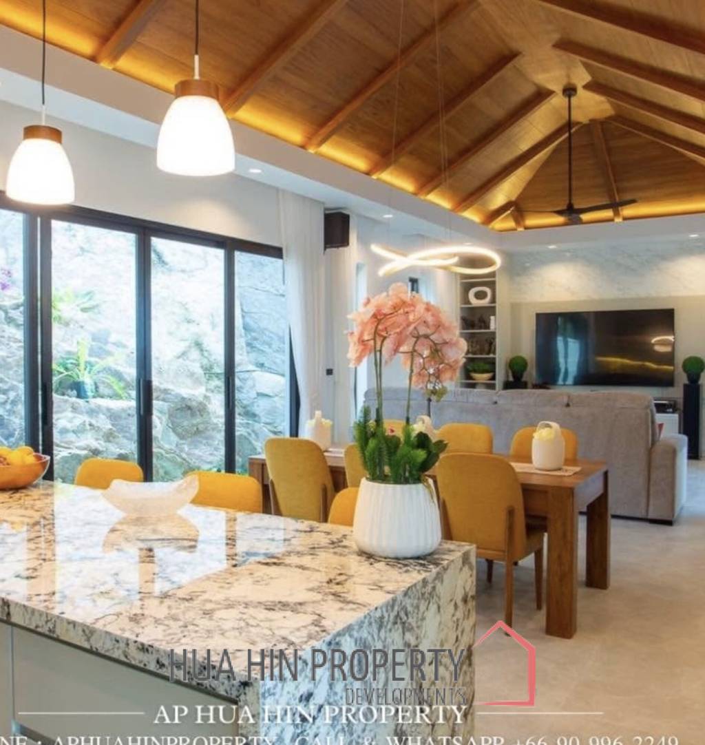 HILLSIDE HAMLET9  : 3 bed panoramic mountain views