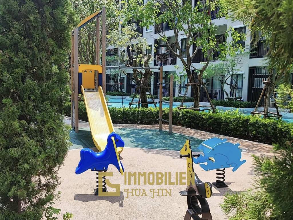 Жилая площадь 35 кв.м / 8 этаж / полностью меблирован / балкон