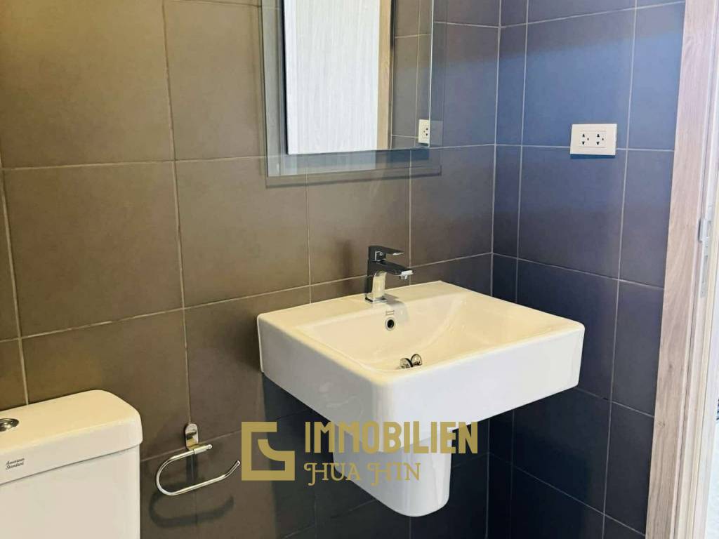 Жилая площадь 35 кв.м / 8 этаж / полностью меблирован / балкон