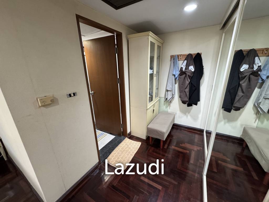 74 Sqm 1 Bed 2 Bath Condo For Sale in LAKE AVENUE