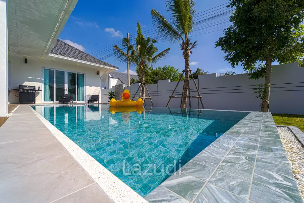 Private Modern 3 Bedroom Pool Villa (AV1)