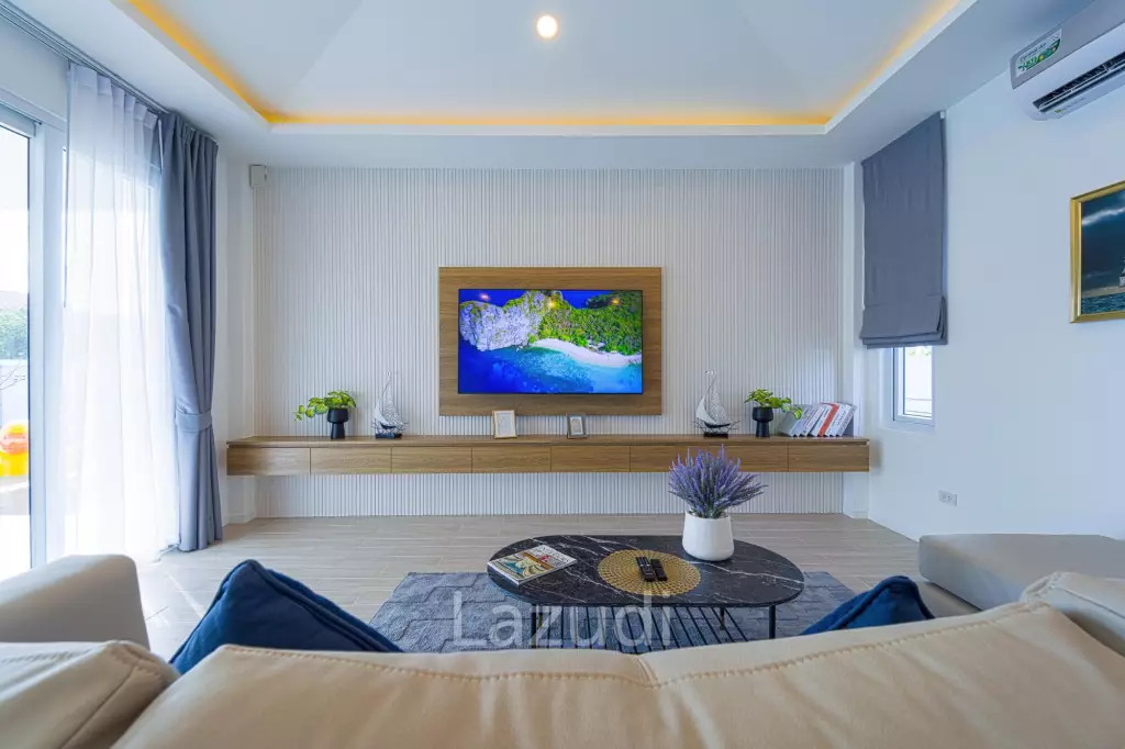 Private Modern 3 Bedroom Pool Villa (AV1)