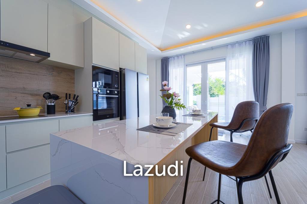 Private Modern 3 Bedroom Pool Villa (AV1)