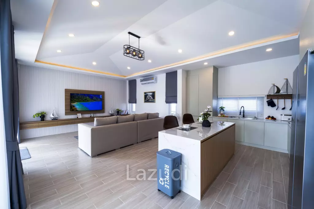 Private Modern 3 Bedroom Pool Villa (AV1)