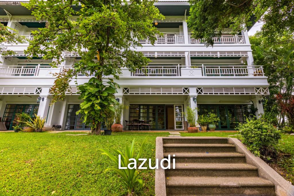 4 Bedroom Townhouse in Great Location (BSS)