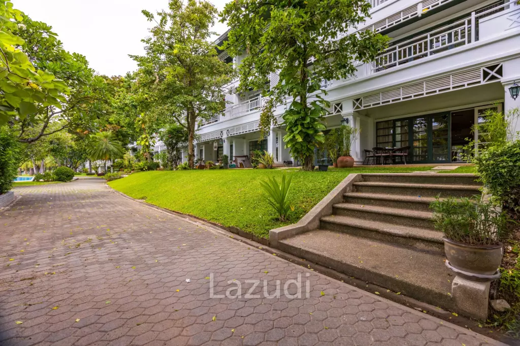4 Bedroom Townhouse in Great Location (BSS)
