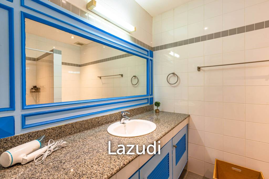 4 Bedroom Townhouse in Great Location (BSS)