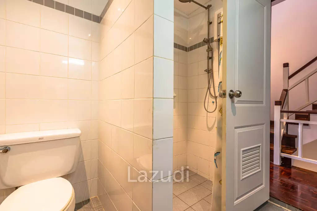 4 Bedroom Townhouse in Great Location (BSS)