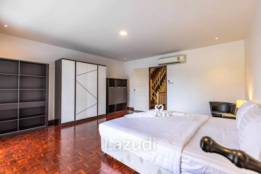 4 Bedroom Townhouse in Great Location (BSS)