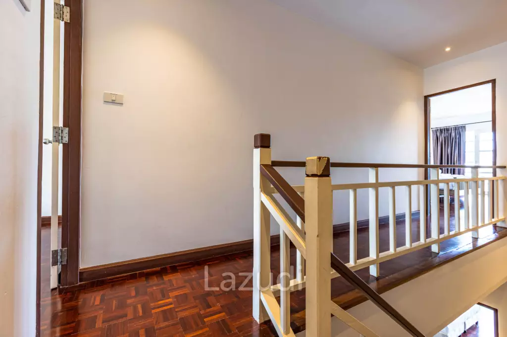 4 Bedroom Townhouse in Great Location (BSS)