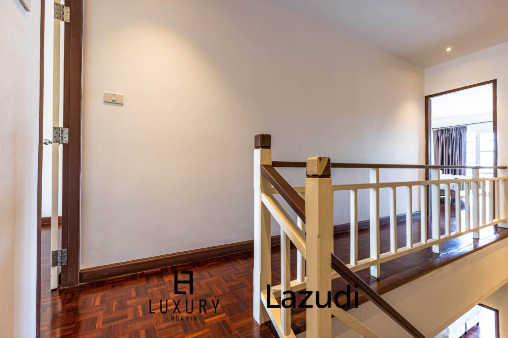 300 Kvm 4 Seng 4 Bad Rekkehus for Leie