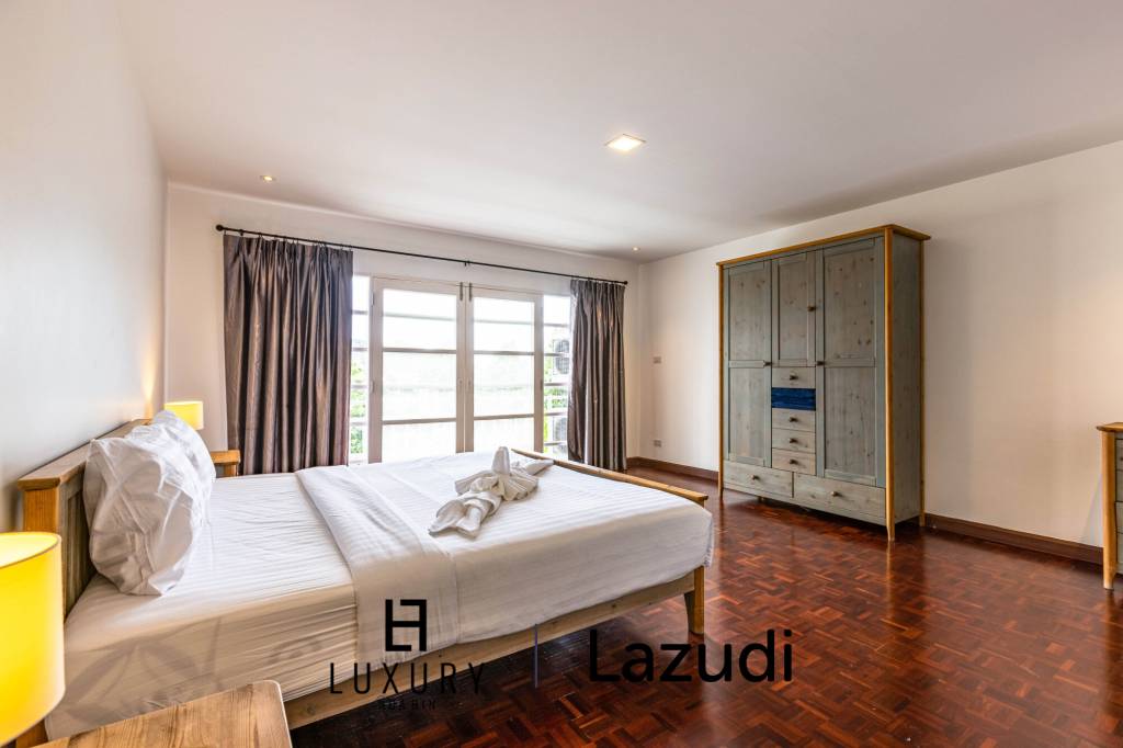 300 Kvm 4 Seng 4 Bad Rekkehus for Leie