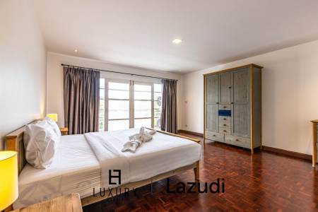 300 Kvm 4 Seng 4 Bad Rekkehus for Leie