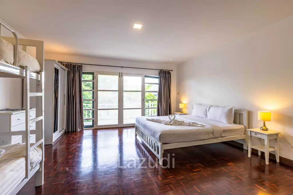 4 Bedroom Townhouse in Great Location (BSS)