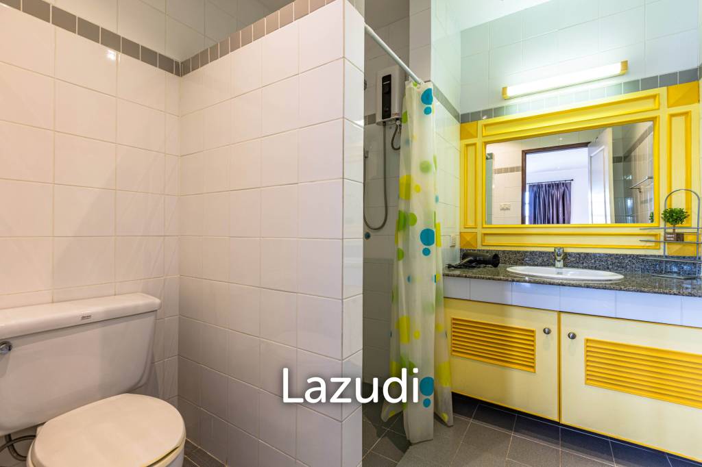 4 Bedroom Townhouse in Great Location (BSS)
