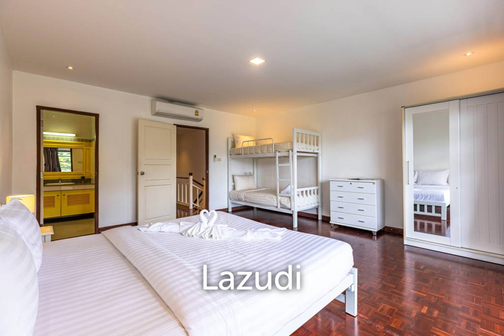 4 Bedroom Townhouse in Great Location (BSS)