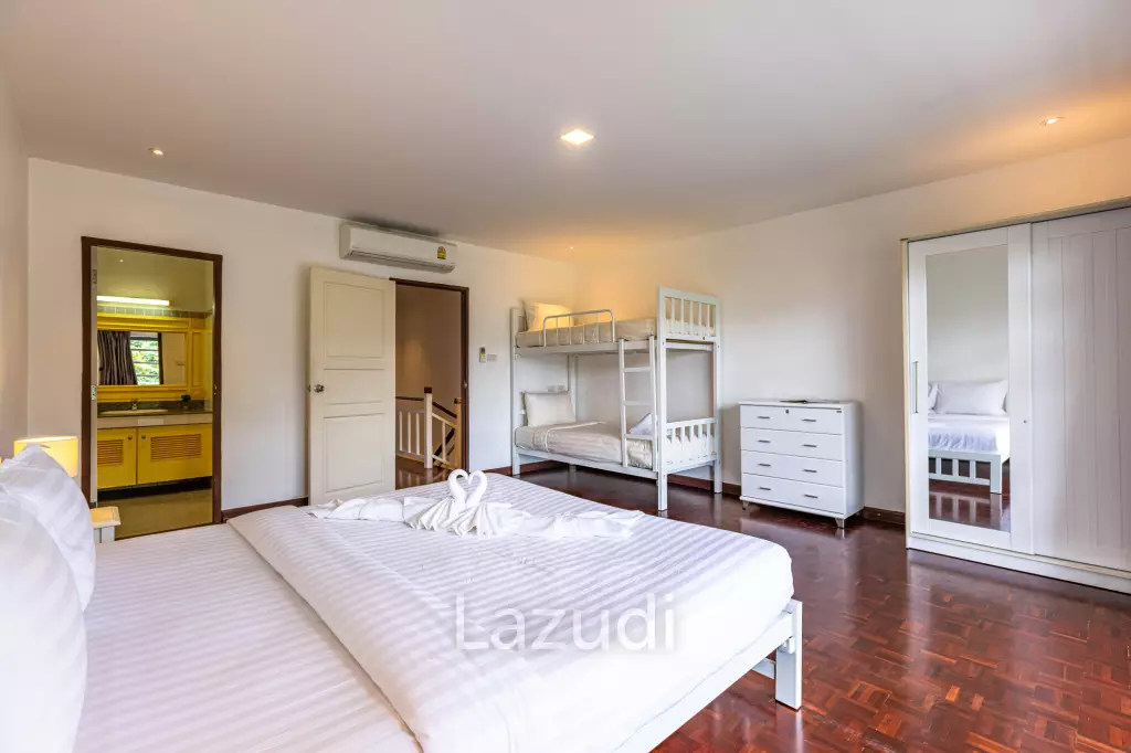 4 Bedroom Townhouse in Great Location (BSS)