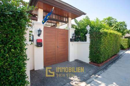 Сдается в аренду / частный бассейн / 3 спальни