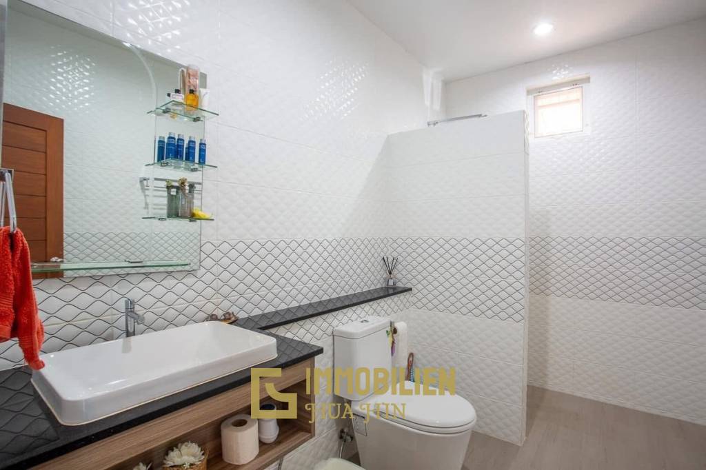 Сдается в аренду / частный бассейн / 3 спальни