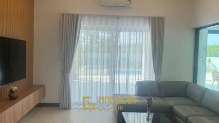 990 qm Grundstück / 384 qm Wohnfläche / privater Pool