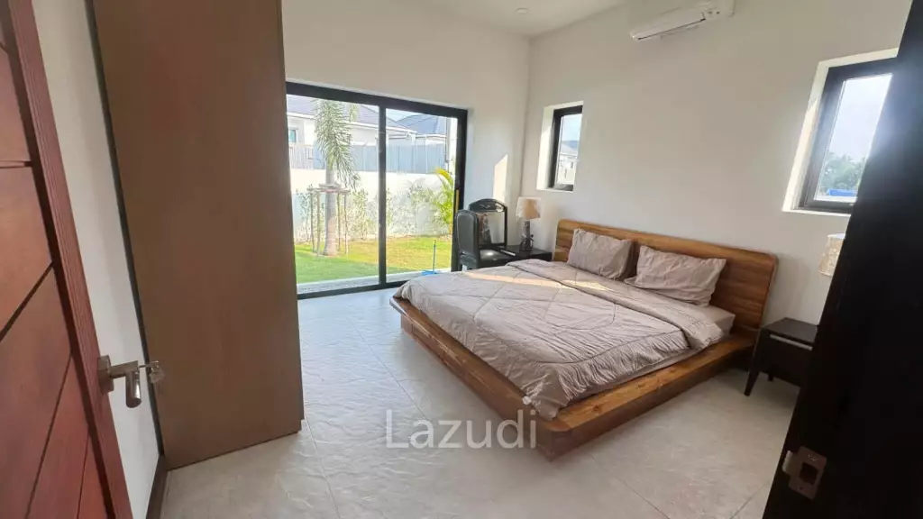 Pet (Cat) Friendly 384 sqm Modern Pool Villa  in Hin Lek Fai