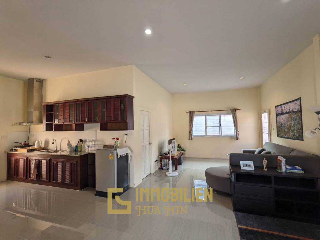 ruhige Lage / 104 qm Wohnfläche / 2 Schlafzimmer + 3 Badezimmer