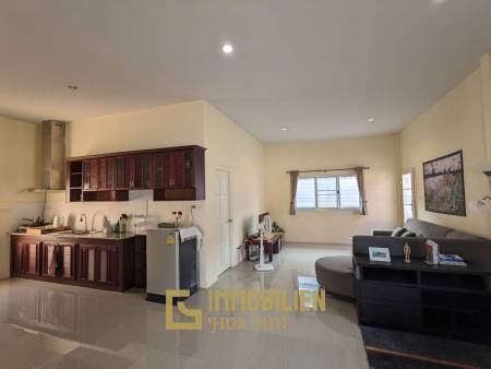 ruhige Lage / 104 qm Wohnfläche / 2 Schlafzimmer + 3 Badezimmer