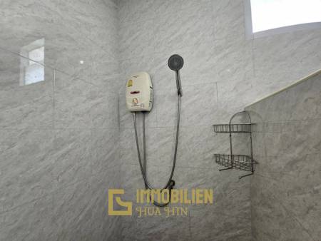 ruhige Lage / 104 qm Wohnfläche / 2 Schlafzimmer + 3 Badezimmer