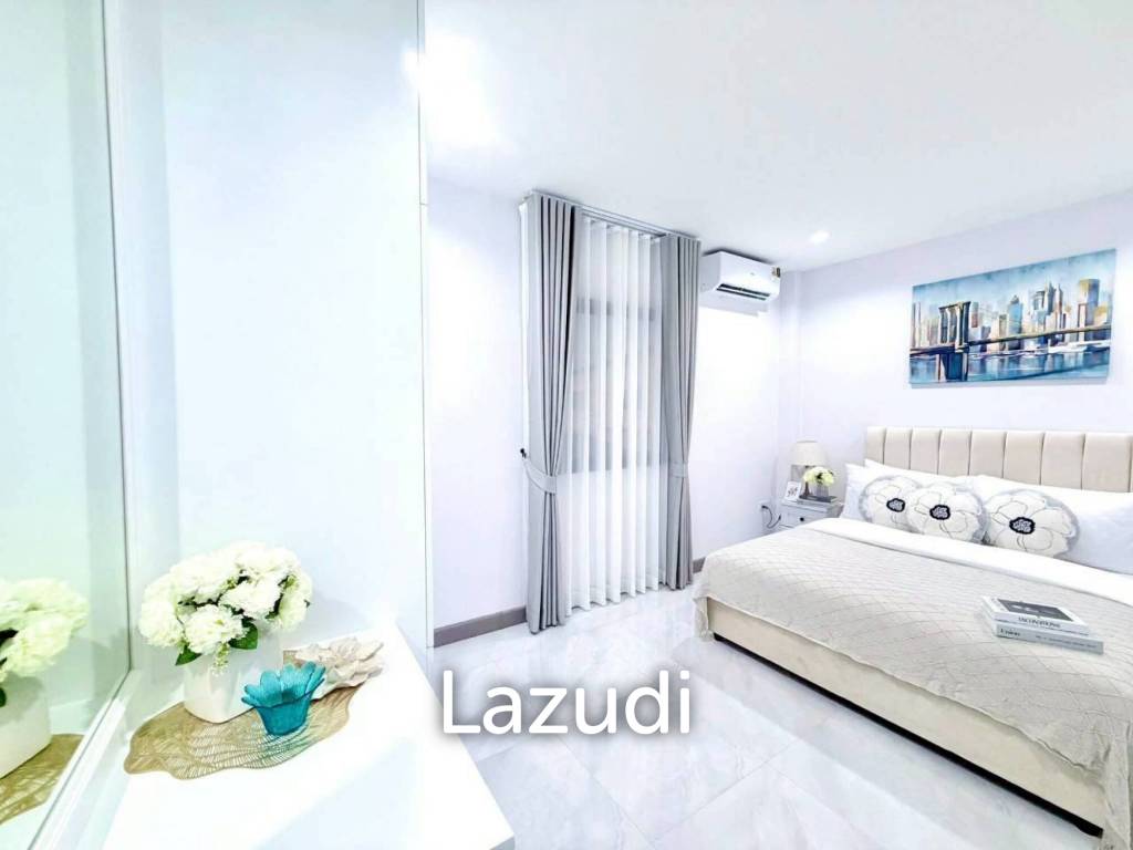 ขายทาวน์เฮาส์ 2 ชั้น สไตล์โมเดิร์นสุดหรู สยามคันทรีคลับ