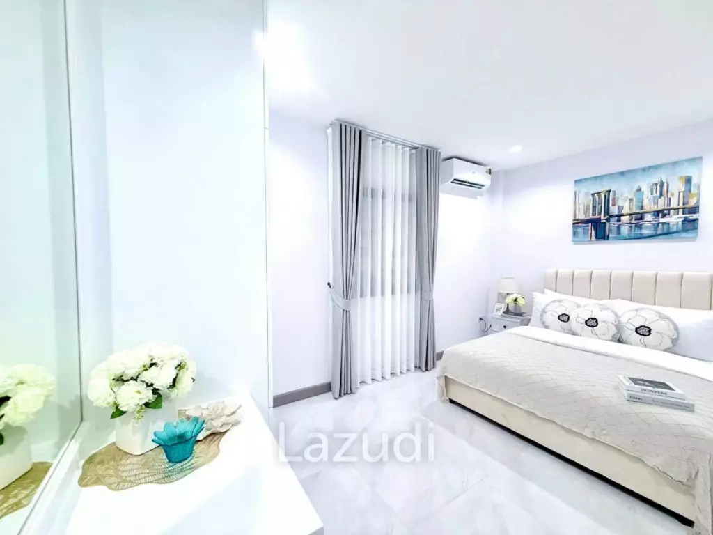 ขายทาวน์เฮาส์ 2 ชั้น สไตล์โมเดิร์นสุดหรู สยามคันทรีคลับ