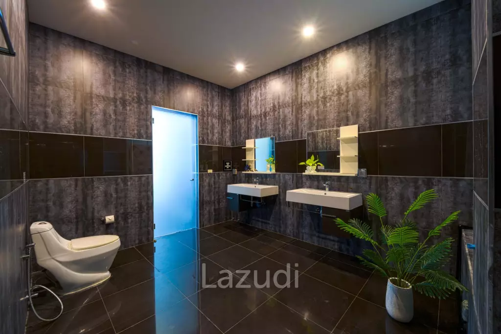 Beautiful 4-Bedroom Pool Villa (BL9)