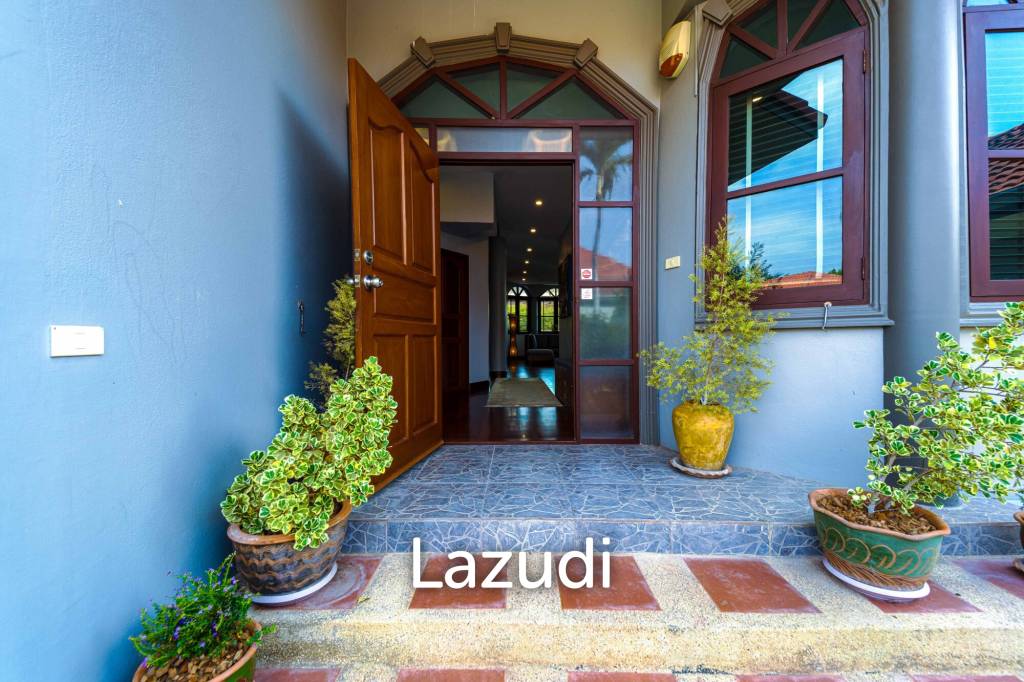 5BR Pool Villa-Close to Beach and City (CV5)