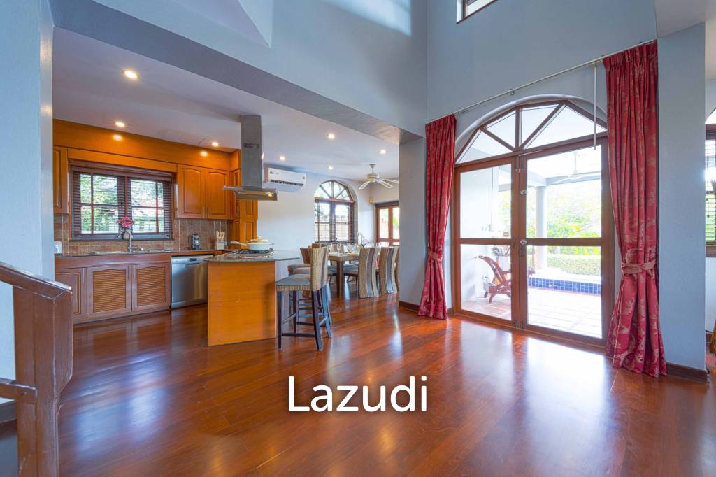 5BR Pool Villa-Close to Beach and City (CV5)